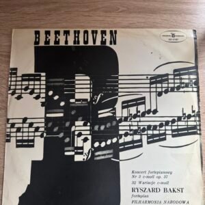 ### 1. Nazwa produktu  ```text Ludwig van Beethoven – III Koncert fortepianowy c-moll op. 37 / 32 Wariacje c-moll – Ryszard Bakst, Stanisław Wisłocki ```  ### 2. Główny opis produktu  ```text Polskie wydanie winylowe utworów Ludwiga van Beethovena w wykonaniu pianisty Ryszarda Baksta.  Na płycie znajduje się III Koncert fortepianowy c-moll op. 37 w wykonaniu Ryszarda Baksta z Orkiestrą Symfoniczną Filharmonii Narodowej pod dyrekcją Stanisława Wisłockiego oraz 32 Wariacje c-moll na temat oryginalny na fortepian solo.  Program:  Ludwig van Beethoven – III Koncert fortepianowy c-moll op. 37 I. Allegro con brio II. Largo III. Rondo. Allegro  Ludwig van Beethoven – 32 Wariacje c-moll na temat oryginalny  Fortepian: Ryszard Bakst Dyrygent: Stanisław Wisłocki Orkiestra: Orkiestra Symfoniczna Filharmonii Narodowej w Warszawie Wydawca: Polskie Nagrania Muza Numer katalogowy: SX 0167 Kraj wydania: Polska ```  ### 3. Cena proponowana  ```text 49 PLN ```  ### 4. Numer SKU  ```text WIN-049 ```  ### 5. Wymiary  ```text Płyta LP: średnica ok. 30 cm Okładka: ok. 31,5 × 31,5 cm ```  ### 6. Autor / producent  ```text Kompozytor: Ludwig van Beethoven Fortepian: Ryszard Bakst Dyrygent: Stanisław Wisłocki Orkiestra: Orkiestra Symfoniczna Filharmonii Narodowej w Warszawie Wydawca: Polskie Nagrania Muza Numer katalogowy: SX 0167 Kraj wydania: Polska ```  ### 7. Okres powstania  ```text XX wiek, wydanie z okresu PRL. ```  ### 8. Materiał / technika  ```text Płyta winylowa LP 12", 33⅓ RPM, nagranie stereofoniczne, tłoczenie Polskie Nagrania Muza. ```  ### 9. Wymiary opisowe  ```text Standardowa płyta długogrająca LP o średnicy około 30 cm, w oryginalnej drukowanej okładce kartonowej. ```  ### 10. Stan zachowania i uszkodzenia  ```text Stan używany, z widocznymi śladami wieku i użytkowania.  Okładka zachowana w całości, z przetarciami, zabrudzeniami, zagnieceniami oraz śladami zużycia na krawędziach i narożnikach.  Płyta posiada powierzchniowe ślady użytkowania i drobne rysy widoczne na zdjęciach. Płyta nie była oceniana odsłuchowo ani profesjonalnie klasyfikowana według skali gradingowej. ```  ### 11. Pochodzenie  ```text Prywatna kolekcja taty; egzemplarz odziedziczony. ```  ### 12. Historia / przekaz rodzinny  ```text Płyta pochodzi z prywatnej kolekcji muzycznej taty i przez wiele lat była przechowywana jako część rodzinnego zbioru płyt winylowych. ```  ### 13. Znaczniki produktu  ```text Ludwig van Beethoven, Beethoven, Ryszard Bakst, Stanisław Wisłocki, Filharmonia Narodowa, Orkiestra Symfoniczna Filharmonii Narodowej, III Koncert fortepianowy, Koncert fortepianowy c-moll op. 37, Piano Concerto No. 3, 32 Wariacje c-moll, 32 Variations in C minor, Polskie Nagrania Muza, SX 0167, muzyka klasyczna, fortepian, piano, orkiestra symfoniczna, winyl, płyta winylowa, LP, polskie winyle, vintage vinyl, classical vinyl ```  ### 14. Krótki opis produktu  ```text Ludwig van Beethoven – III Koncert fortepianowy c-moll op. 37 oraz 32 Wariacje c-moll w wykonaniu Ryszarda Baksta. Orkiestrą Symfoniczną Filharmonii Narodowej dyryguje Stanisław Wisłocki. Polskie wydanie Polskie Nagrania Muza, numer katalogowy SX 0167. Egzemplarz z prywatnej rodzinnej kolekcji. ```